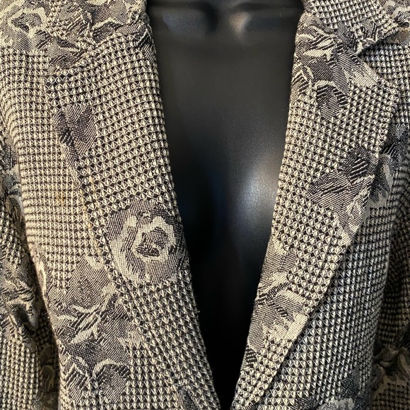 NEW IDENTITY Rose and Houndstoothish Print One Button Blazer - Picture 13 of 16